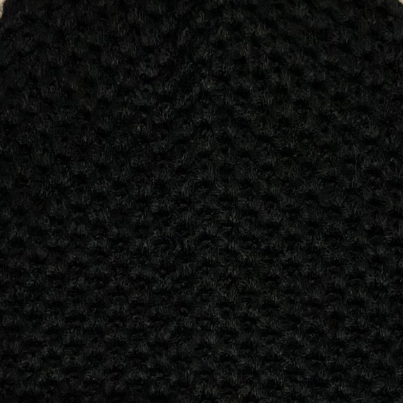 XO Winter Collection Knit Beanie NWT - Picture 2 of 4